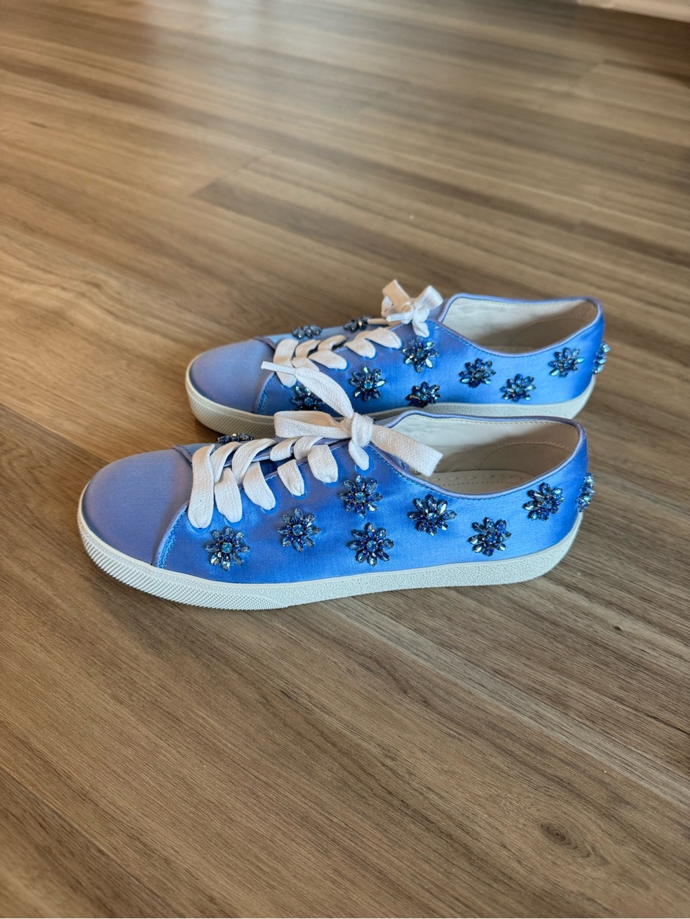 Alice + Olivia Blue Jeweled Floral Sneakers
